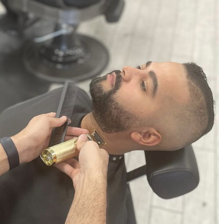 man receiving beard trim - thumbnail miami's beard maintenance tips